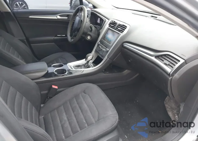 3FA6P0H79DR215878: 39264562