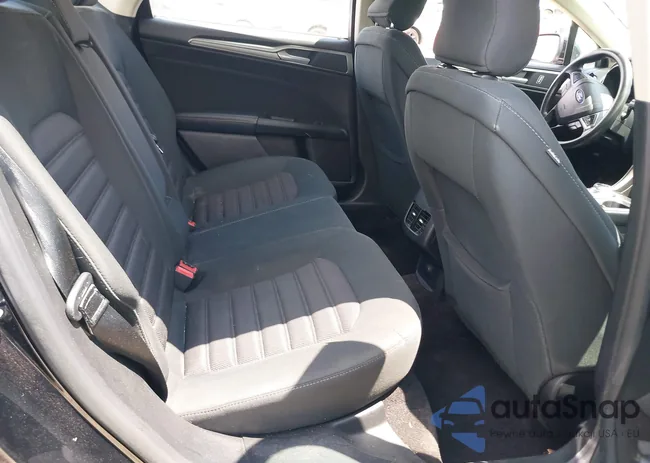 3FA6P0HD7HR190233: 39264593