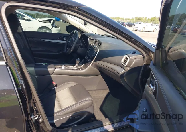 1N4AA6AP3HC451634: 39268056