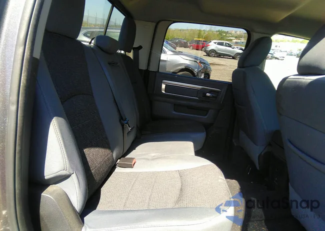 1C6RR7LT2FS759345: 39283916