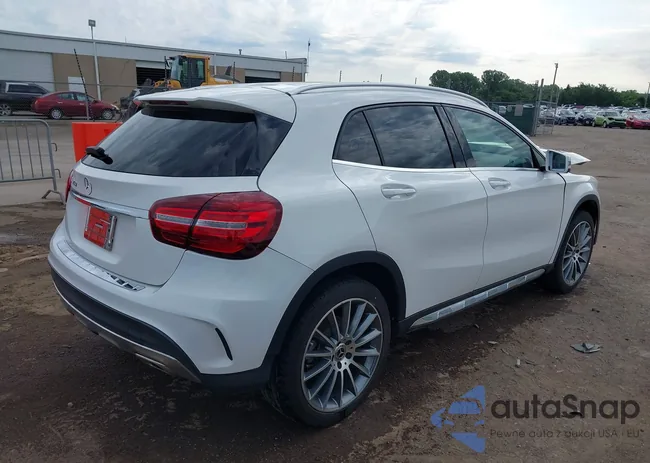 WDCTG4EB5KU015478: 39285906