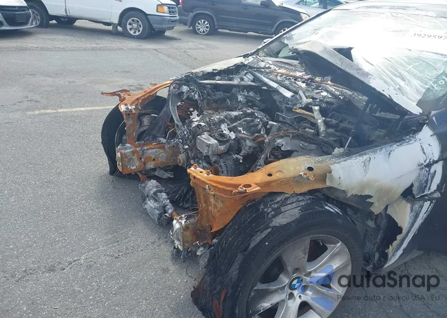 WBAXG5C59DDY35959: 39295972