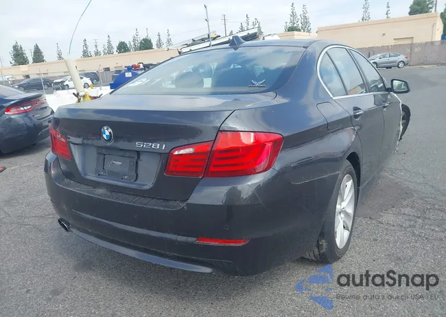 WBAXG5C59DDY35959: 39295972