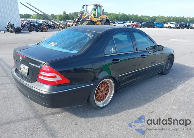 WDBRF40JX3F434447: 39297291