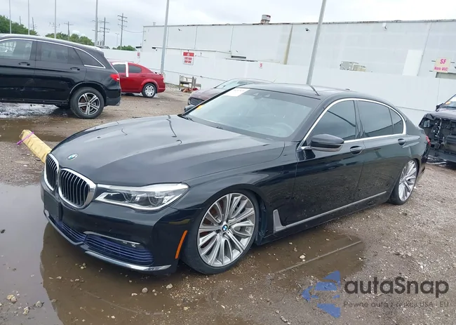 WBA7F0C31HGM22135: 39297431