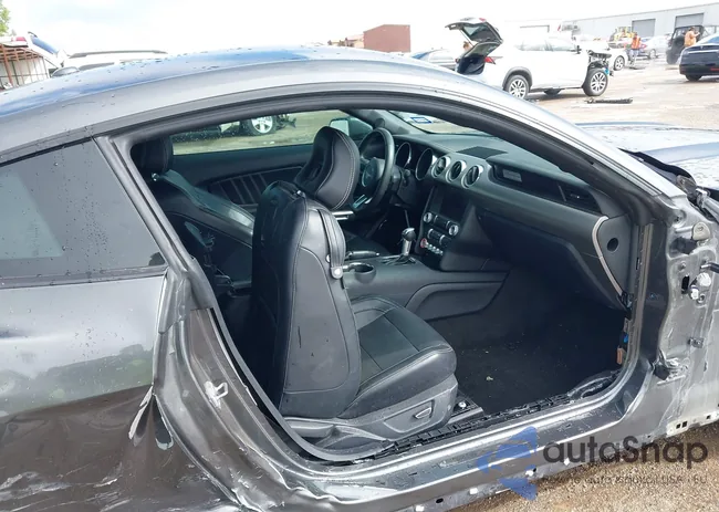 1FA6P8TH4F5382444: 39301182