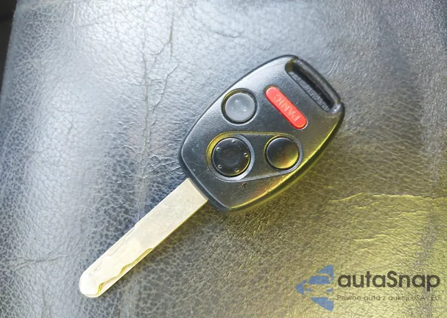 1HGCM56827A077986: 39302182