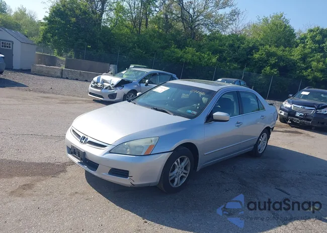 1HGCM56827A077986: 39302182