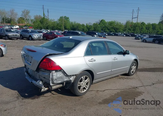 1HGCM56827A077986: 39302182