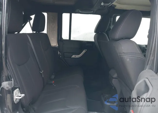 1C4BJWEG7DL703775: 39302965