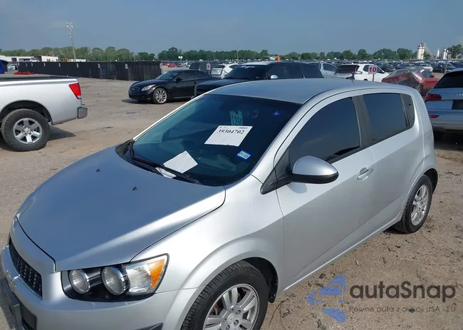 1G1JA6SH9C4138343: 39304702