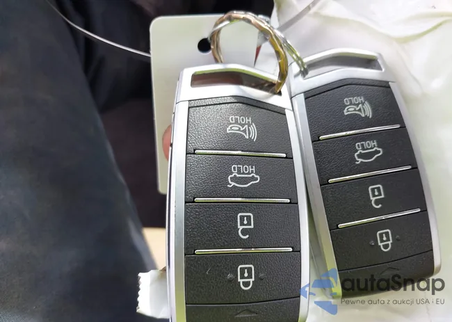 KMHGN4JE7HU167568: 39305889