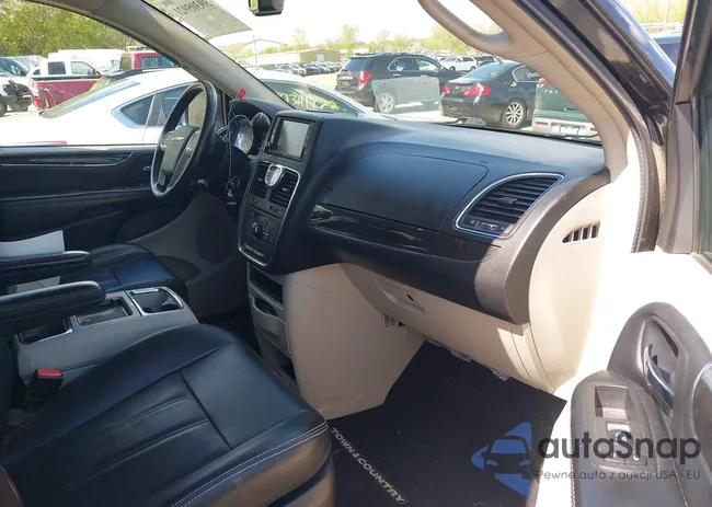 2C4RC1BG6FR637052: 39305921