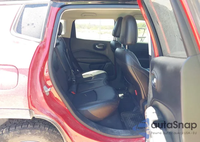 3C4NJDDB8LT195701: 39306924