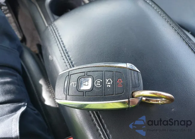 5LMCJ1C91HUL00377: 39307643