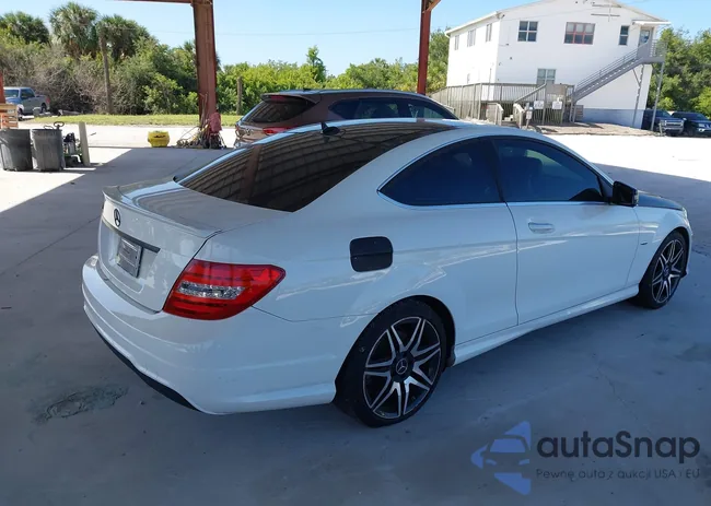 WDDGJ4HB7DG034156: 39309706