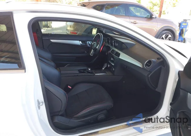 WDDGJ4HB7DG034156: 39309706