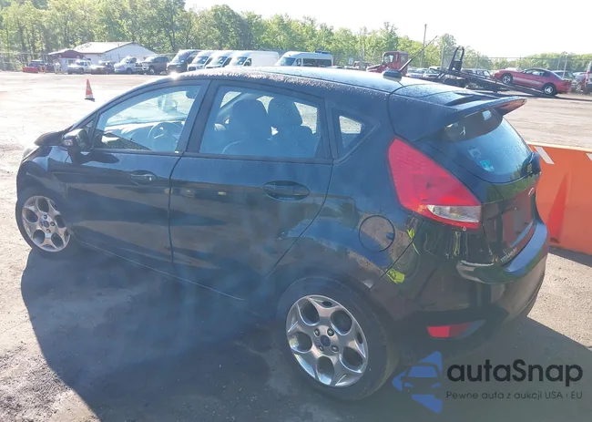 3FADP4FJ2DM175184: 39318597