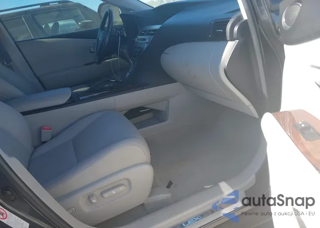 2T2ZK1BAXAC008025: 39319803