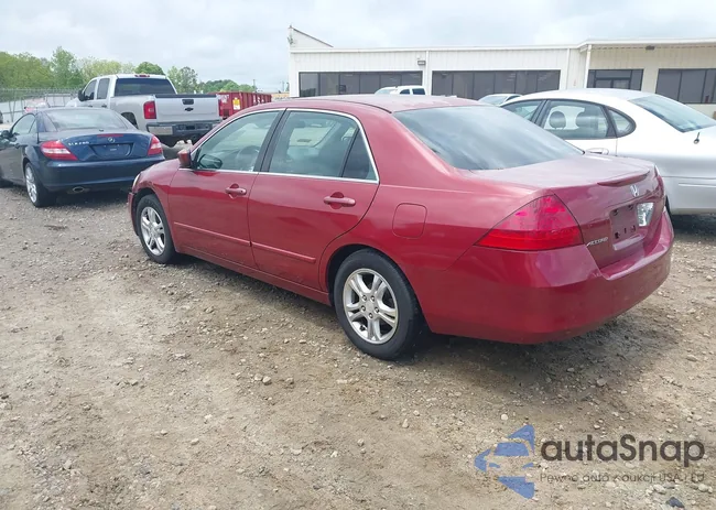 1HGCM56327A023432: 39323239