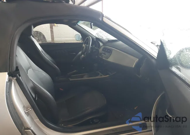 4USBT33535LS53791: 39323680