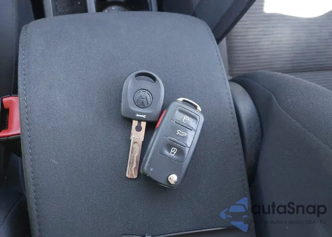 WVGAV3AX5EW615436: 39324235