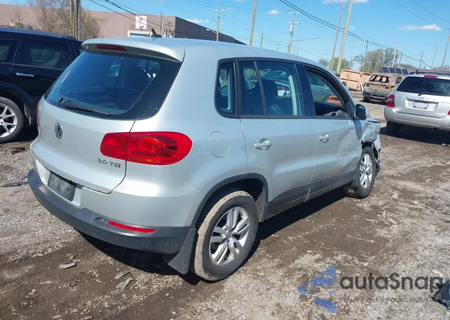 WVGAV3AX5EW615436: 39324235