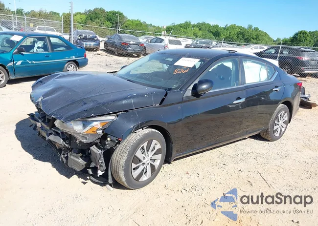 1N4BL4BWXKC168261: 39326123