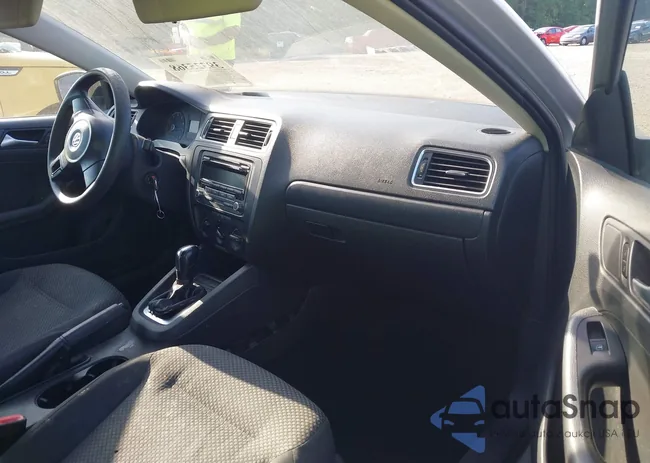 3VW2K7AJ1CM357267: 39325368