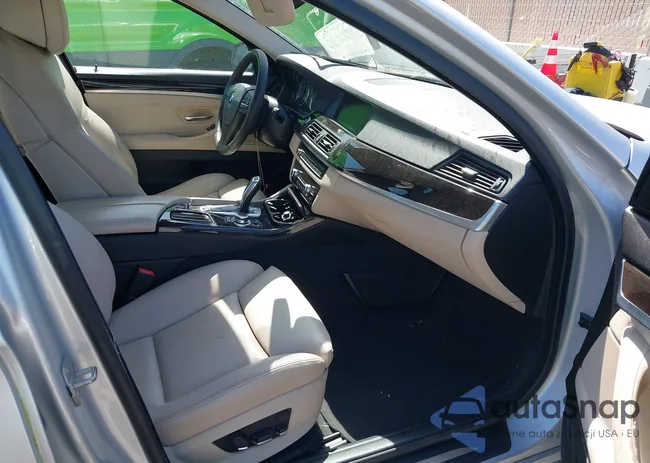 WBAFR7C56DC820603: 39333245