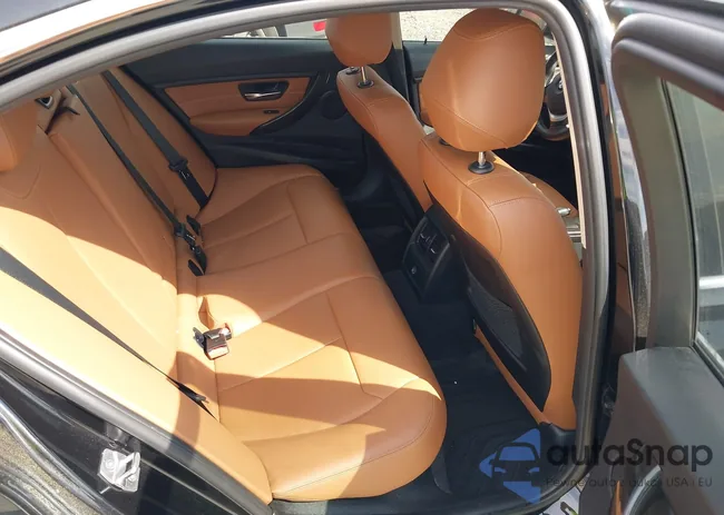 WBA3A5G50FNS84019: 39342193