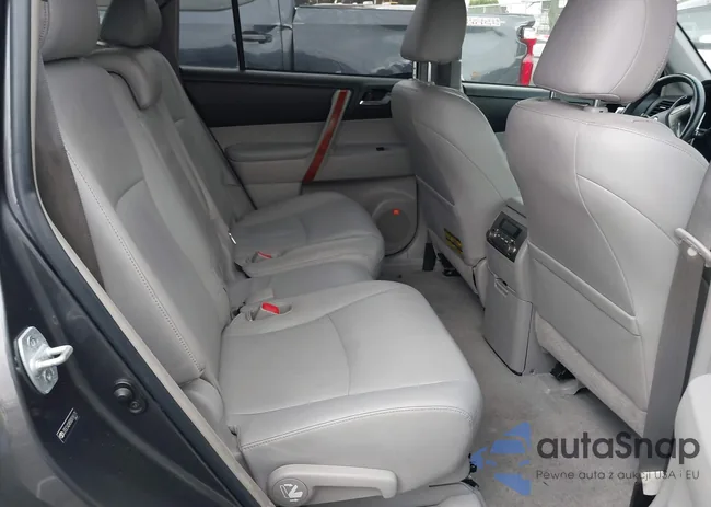 JTEES42A582016171: 39345540