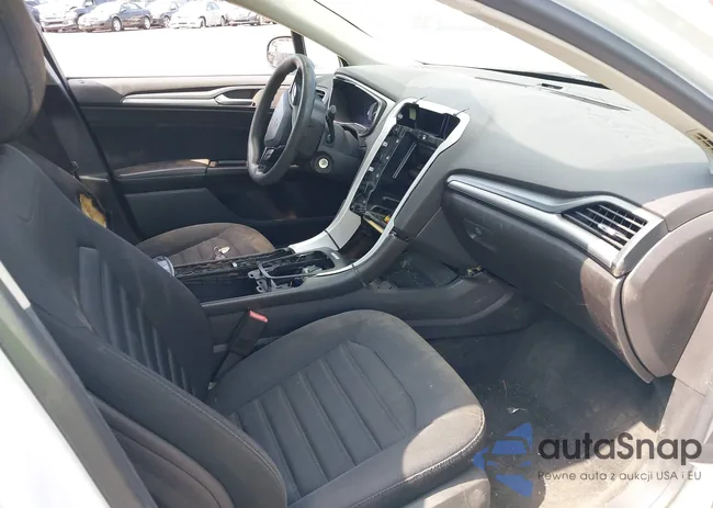 3FA6P0LU0DR304834: 39348860