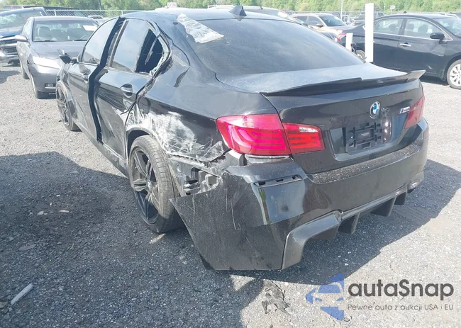 WBAFR7C52DC829279: 39351413