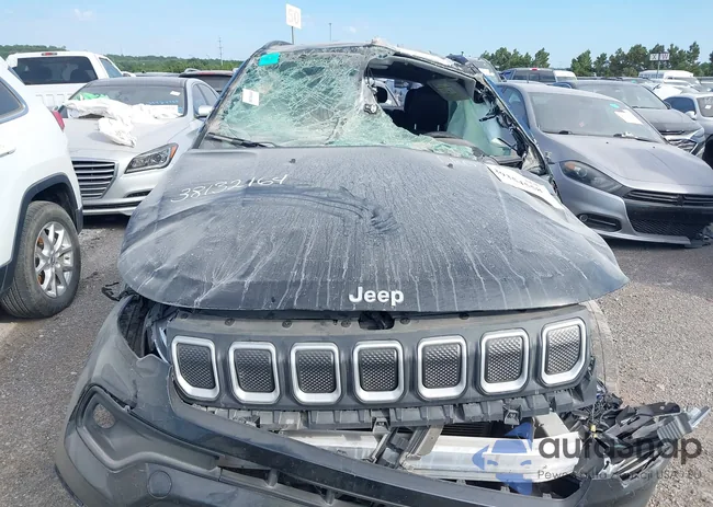 3C4NJDBB3NT125447: 39354558