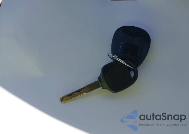 YS3DD78B7W7003488: 39357898