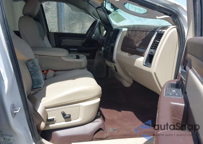 1C6RR6NG9JS229571: 39359724