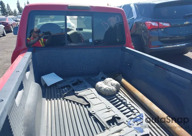 1FTYR10C2WPA64355: 39368732