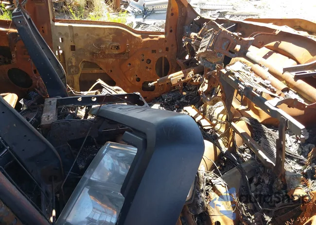 1FT7X2B65BEC21994: 39372999