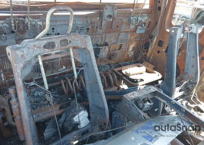 1FT7X2B65BEC21994: 39372999