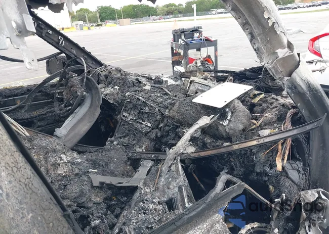 SALGS2EFXGA301566: 39375199