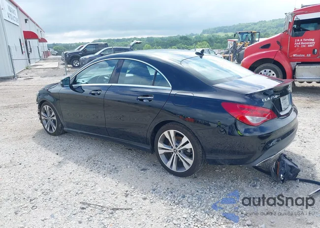 WDDSJ4GB1KN723968: 39385153