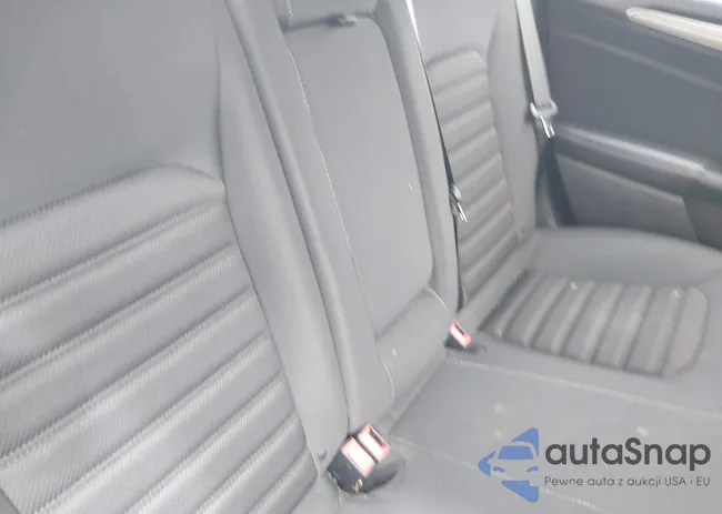 3FA6P0HDXJR159953: 39392260