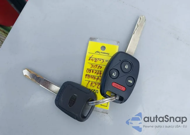 1HGCP2F37BA030956: 39394883