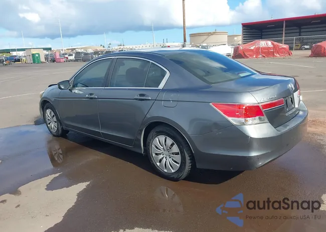 1HGCP2F37BA030956: 39394883