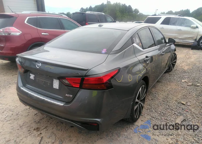 1N4BL4CW8LC114540: 39395539