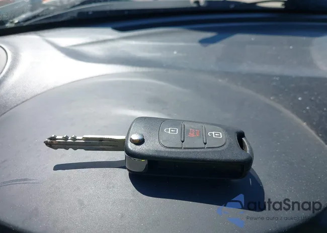 KNDJT2A61C7446874: 39398615