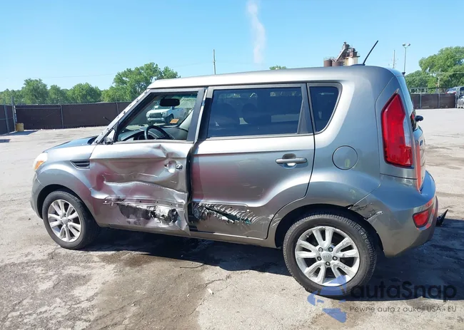 KNDJT2A61C7446874: 39398615