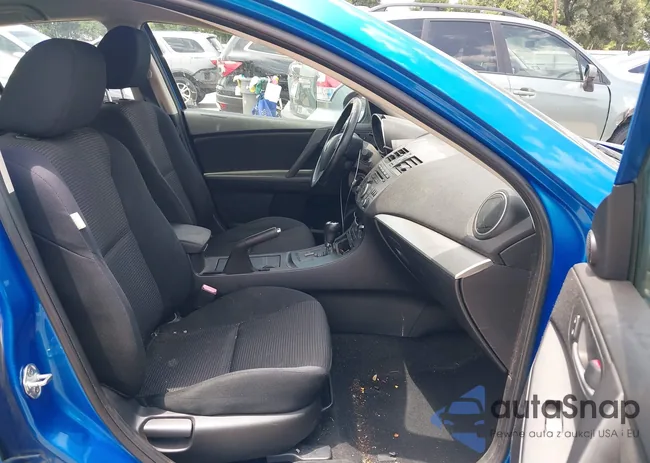 JM1BL1V74C1574319: 39399403