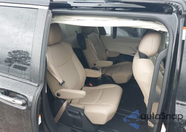 5TDYRKEC5MS055618: 39405566